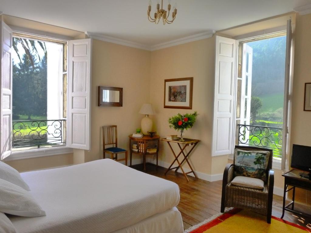 La Casona Azul, Espectacular Palacio Indiano Corvera  Luaran gambar